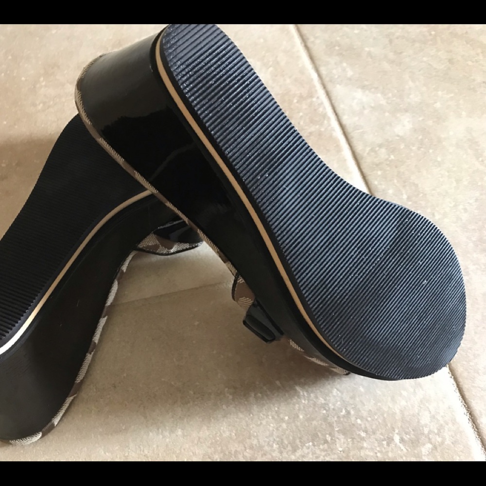 COACH {WEDGE HEEL} SHOES - Picture 6 of 7